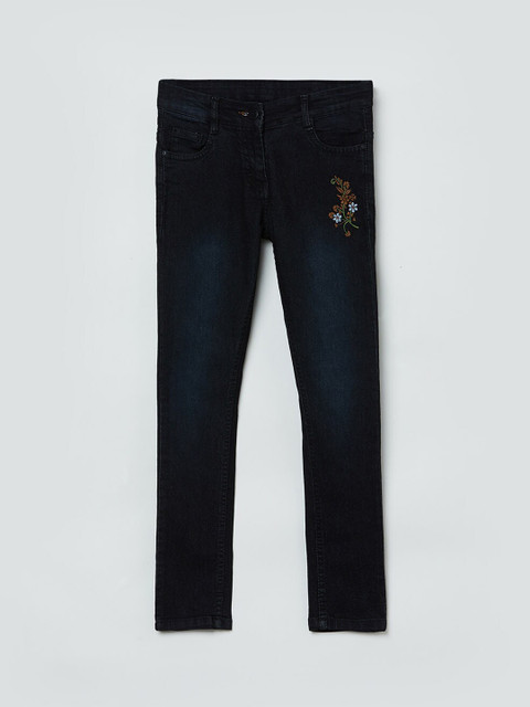 

max Girls Black Embroidered Mid-Rise Clean Look Stretchable Jeans