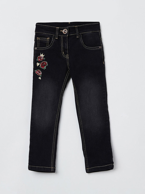 

max Girls Black & Red Slim Fit Mid-Rise Clean Look Jeans