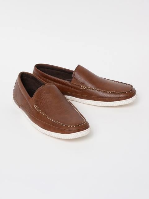 

max Men Brown Loafers