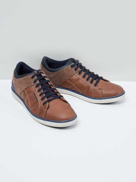 

max Men Brown Sneakers