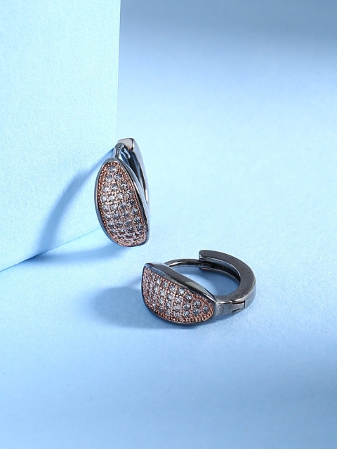 

Tistabene Silver-Toned & Copper-Toned Classic Hoop Earrings
