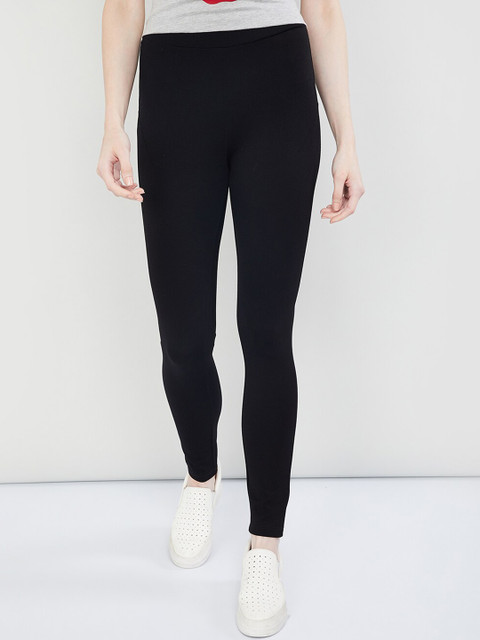 

max Women Black Solid Skinny-Fit Treggings