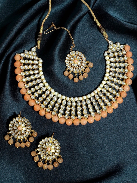 

KARATCART Gold-Plated White & Peach-Colour Kundan-Studded Beaded Handcrafted Jewellery Set