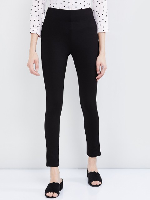 

max Women Black Solid Skinny-Fit Treggings