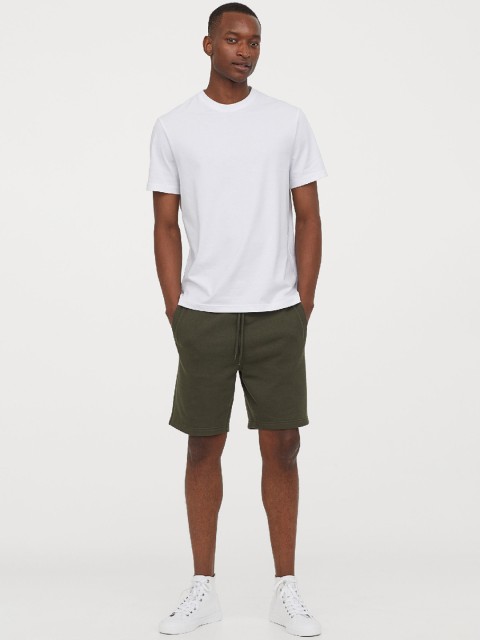 

H&M Men Olive Green Sweatshirt Shorts Regular Fit