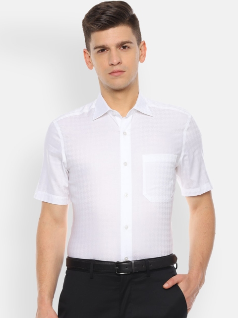 

Louis Philippe Men White Regular Fit Solid Formal Shirt