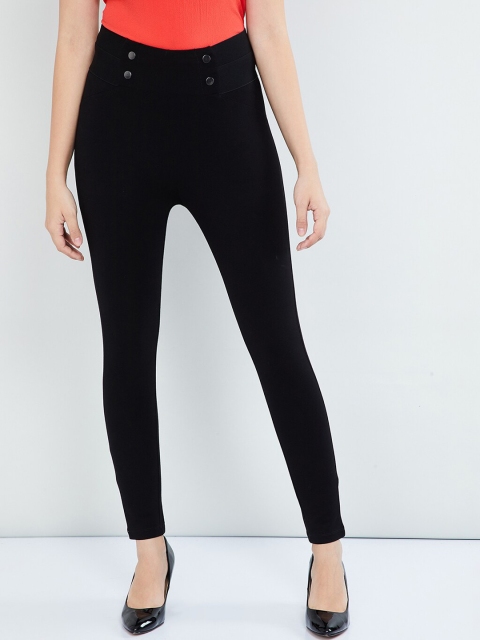

max Women Black Solid Skinny-Fit Treggings