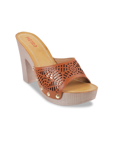 

Metro Women Brown Textured Heels