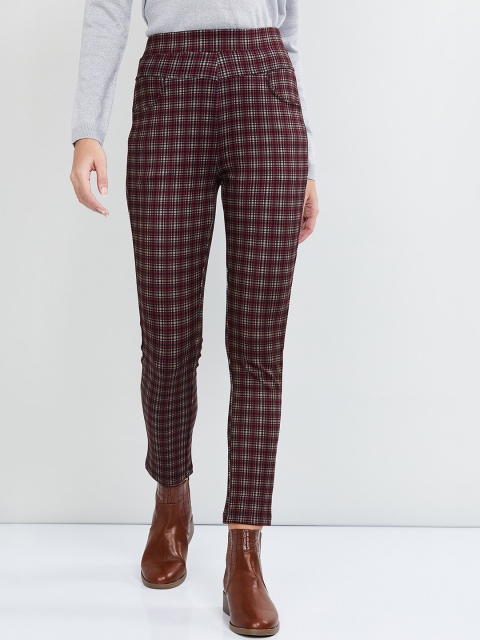 

max Women Red & Black Checked Skinny-Fit Treggings