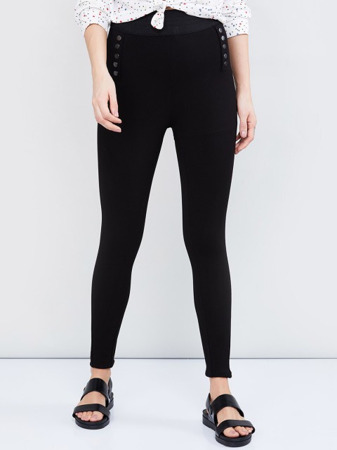 

max Women Black Solid Skinny-Fit Treggings
