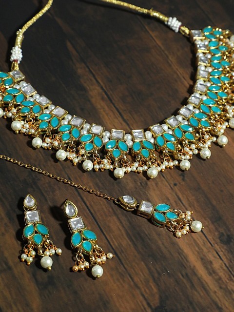 

KARATCART Gold-Plated White & Blue Kundan & Stone-Studded Beaded Handcrafted Jewellery Set
