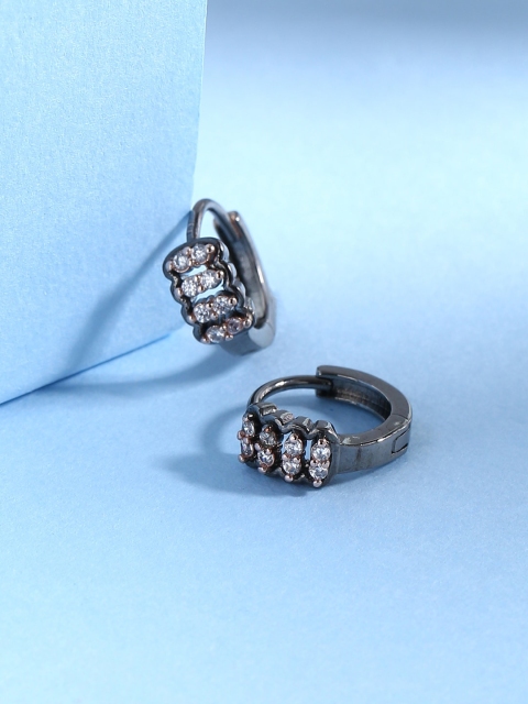 

Tistabene White Contemporary Hoop Earrings