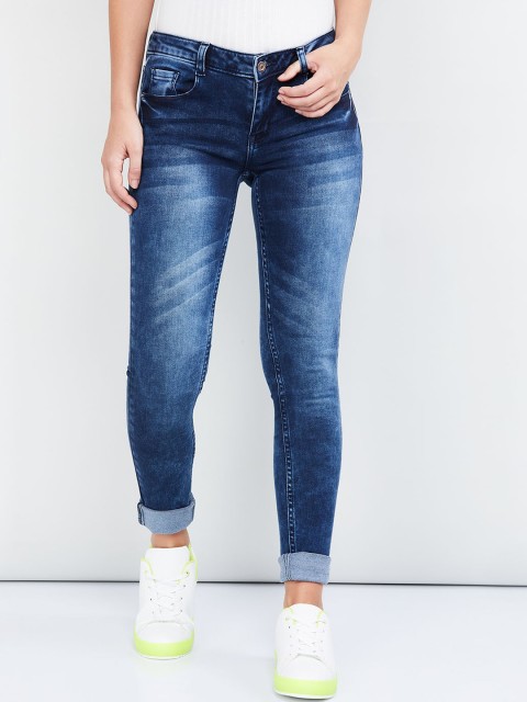 

max Women Blue Skinny Fit Mid-Rise Clean Look Jeans