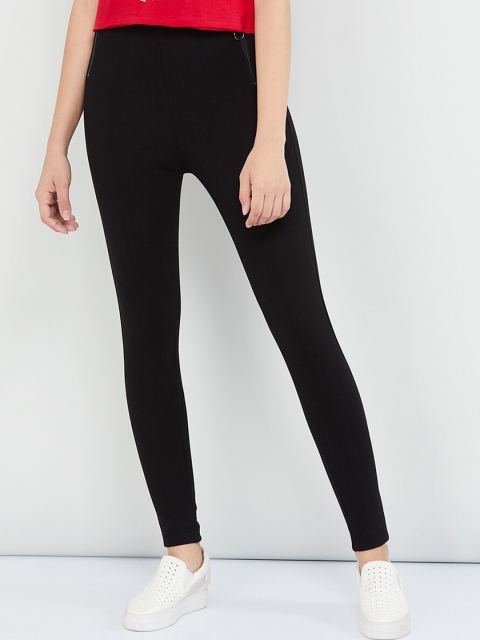 

max Women Black Solid Skinny-Fit Treggings
