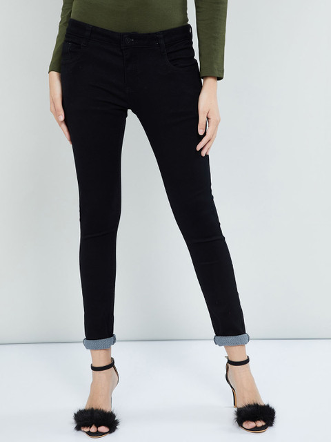 

max Women Black Skinny Fit Mid-Rise Clean Look Stretchable Jeans