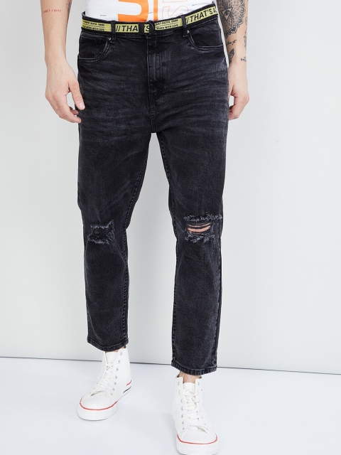 max Men Black Skinny Fit Mid-Rise Slash Knee Stretchable Jeans