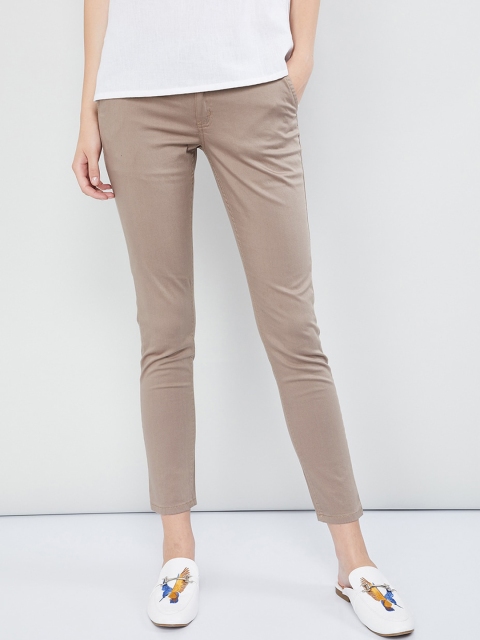 

max Women Beige Skinny Fit Solid Regular Trousers