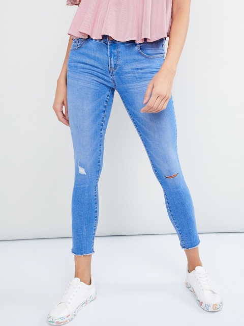 

max Women Blue Skinny Fit Mid-Rise Low Distress Stretchable Jeans