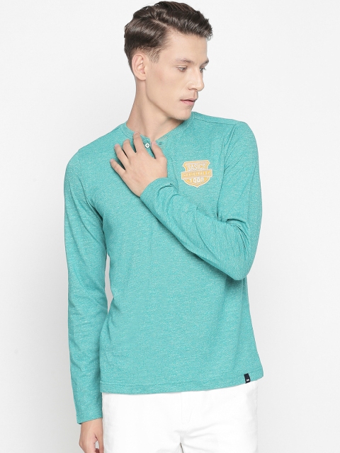 

Basics Men Green Printed Round Neck T-shirt