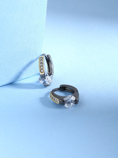 

Tistabene White & Silver Circular Hoop Earrings