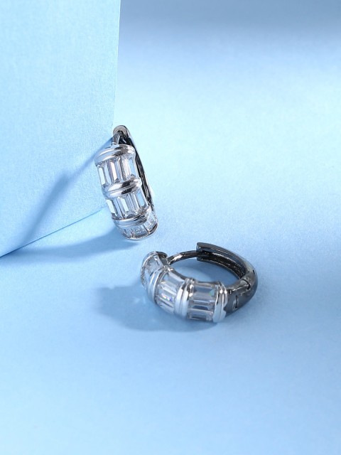 

Tistabene White Contemporary Hoop Earrings