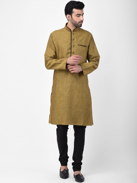 

SG LEMAN Men Green & Black Solid Kurta with Churidar