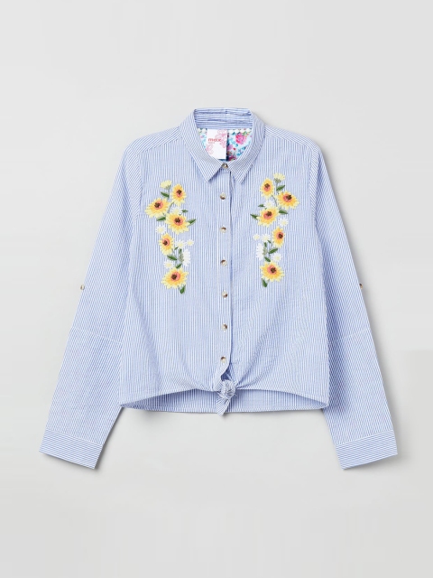 

max Girls Blue & White Regular Fit Striped Casual Shirt
