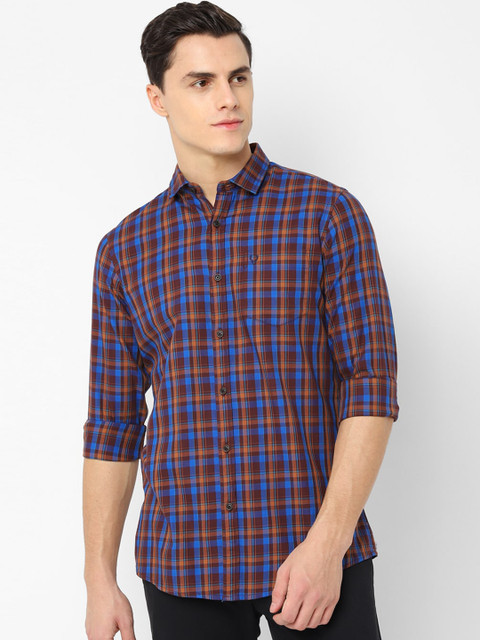 

Solly Jeans Co. Men Blue & Brown Regular Fit Checked Casual Shirt