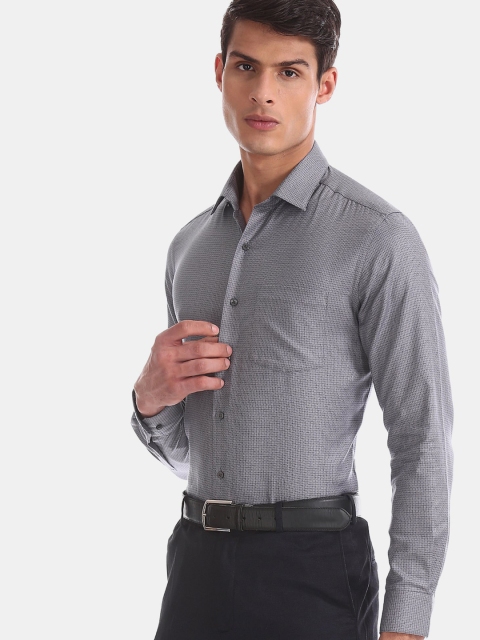 

Arrow Men Grey Slim Fit Self Design Formal Shirt