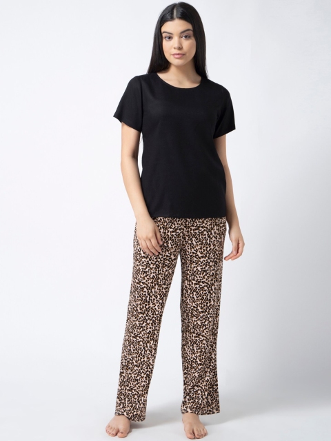 

ADORENITE Women Black & Brown Solid Night Suit