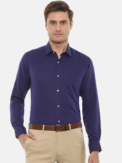 

Van Heusen Men Navy Blue & Off-White Regular Fit Checked Formal Shirt