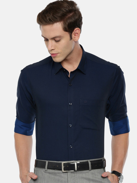 

ARISER Men Navy Blue Regular Fit Solid Formal Shirt