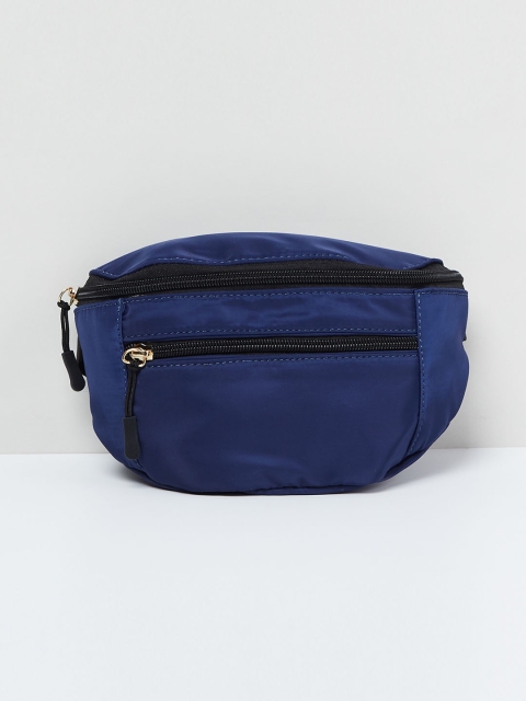 

max Women Blue Solid Waist pouch