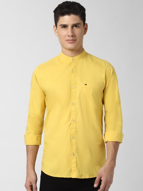 

Peter England Casuals Men Yellow Regular Fit Solid Casual Shirt