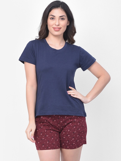 

Clovia Women Navy Blue & Maroon Solid Night Suit