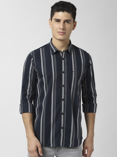 

Peter England Casuals Men Navy Blue & White Slim Fit Striped Casual Shirt