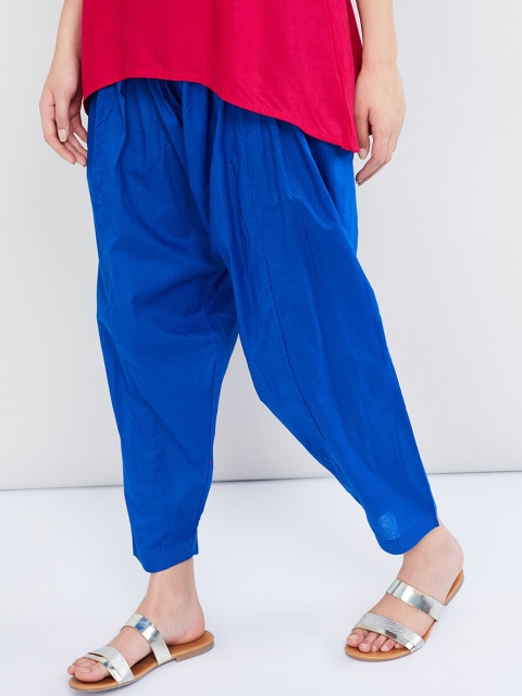 

max Women Blue Solid Patiala Pants