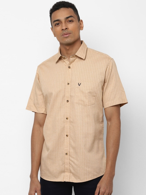 

Allen Solly Men Beige Regular Fit Printed Casual Shirt