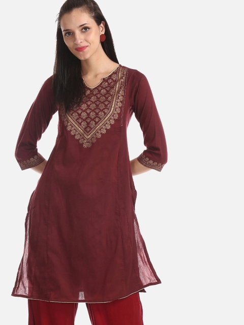 

Karigari Women Maroon & Beige Yoke Design Straight Kurta