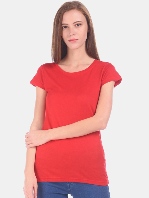 

Sugr Women Red Solid Round Neck T-shirt