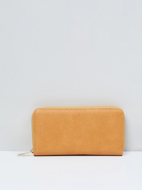 

max Women Yellow Solid Zip Around Wallet