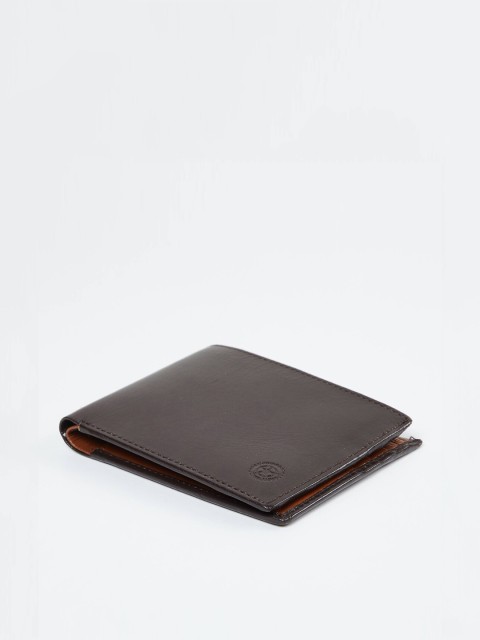 

max Men Brown Solid Two Fold Wallet