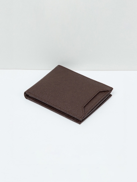 

max Men Brown Textured Leather Two Fold Wallet