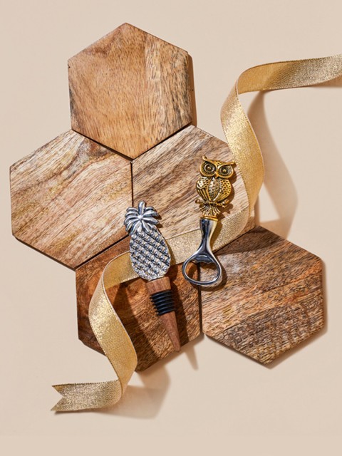 

Chumbak Wine Cork & Bottle Opener Gift Set, Multi