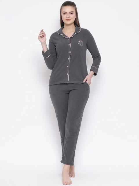 

Kanvin Women Charcoal Grey Solid Night Suit