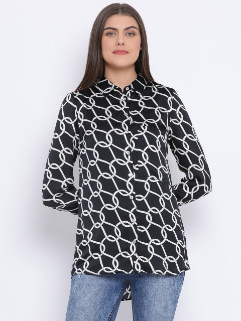 

Oxolloxo Women Black & White Regular Fit Printed Casual Shirt