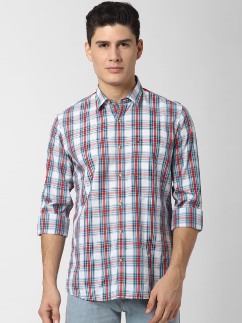 

Peter England Casuals Men White & Red Regular Fit Checked Casual Shirt
