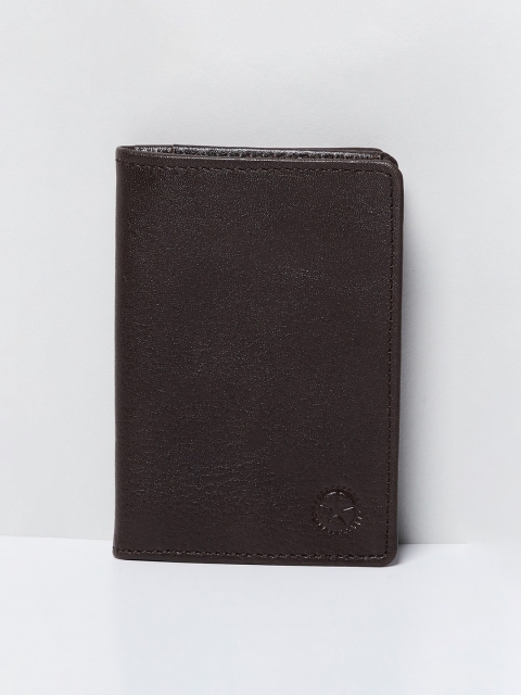 

max Men Brown Solid Leather Card Holder