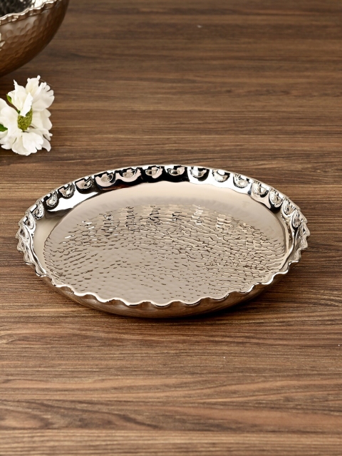 

Pure Home and Living Silver Hammered Decorative Plate
