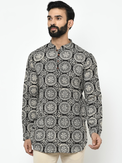

Vartah Men Black Cotton Blend - Printed Short Kurta